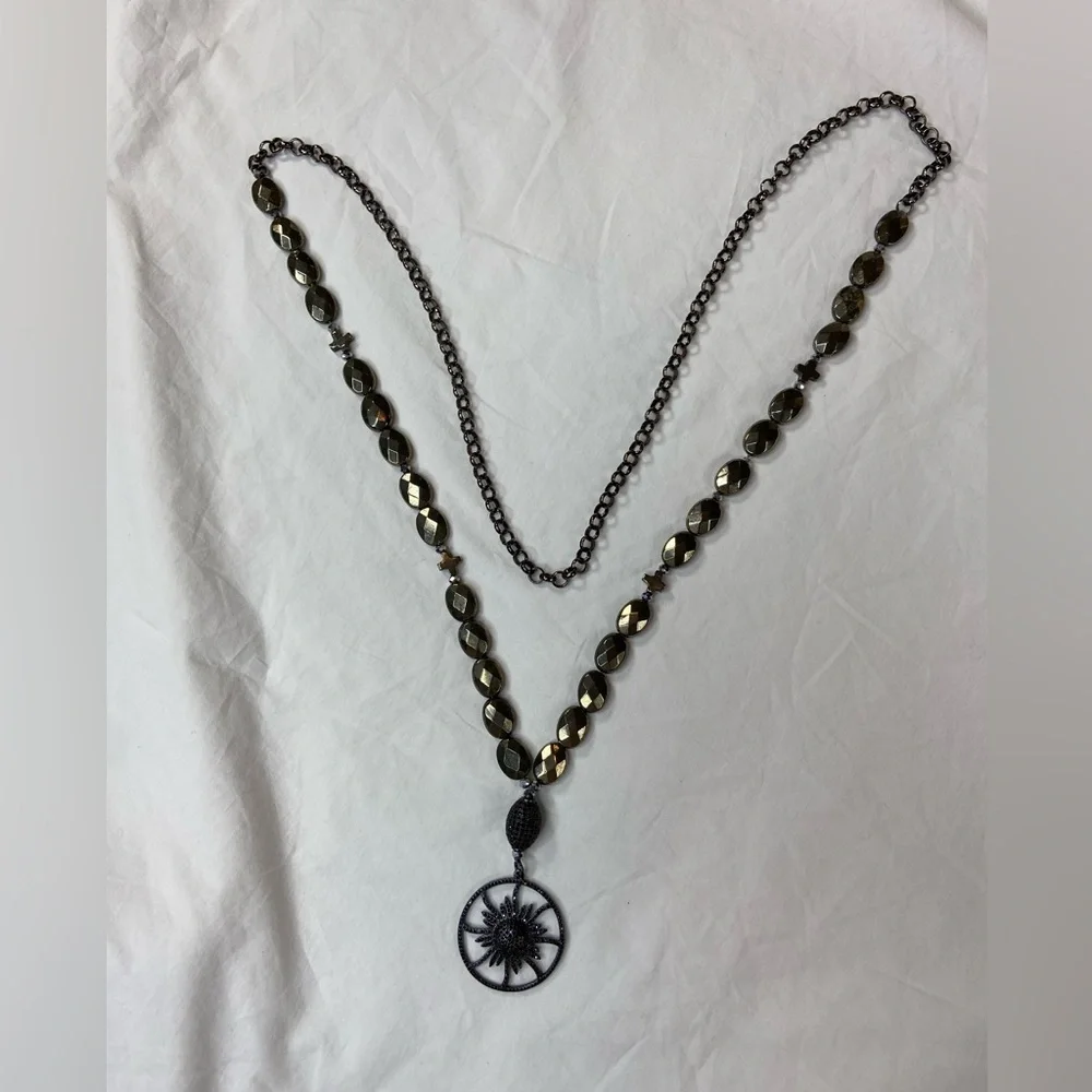 Unique Sunburst Pendent necklace Black and Silver tone‎ beads